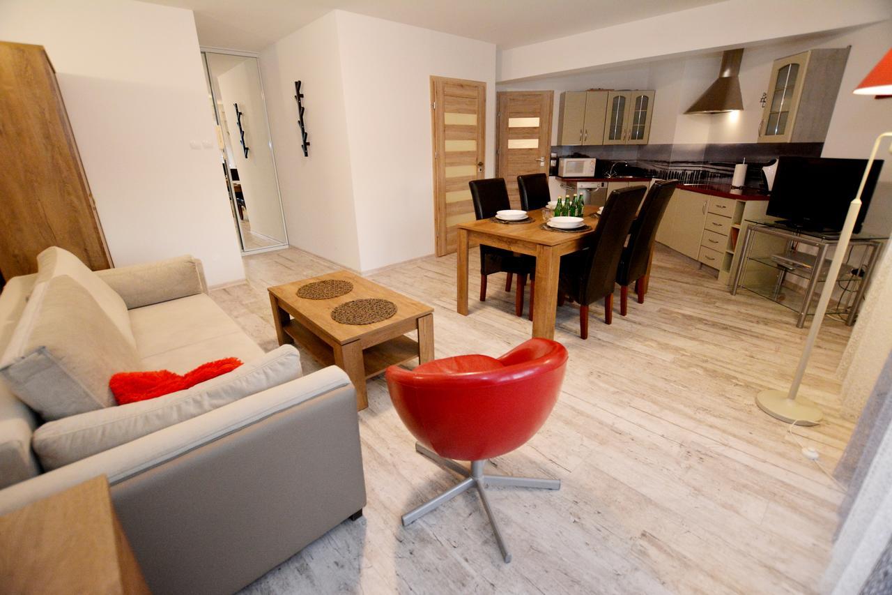 Apartament Przy Latarni Morskiej Kolobrzeg Ngoại thất bức ảnh